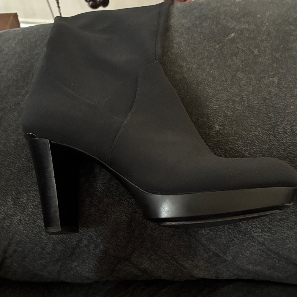 Donald J. Pliner Black Heeled Boots - Picture 3 of 9